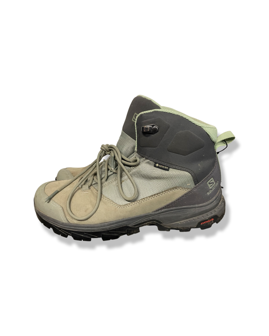 Grey Saloman Hiking Boots, 9.5